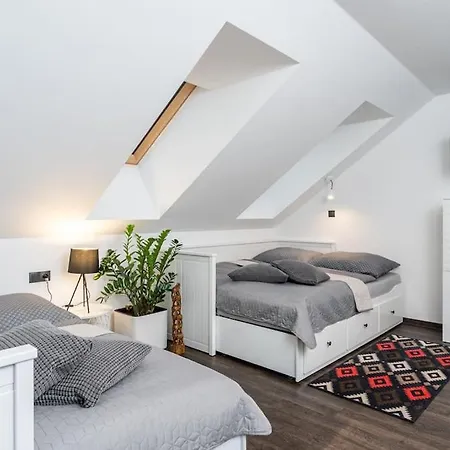 Escape The Ordinary Dom wakacyjny Jesenice (Prague-West)