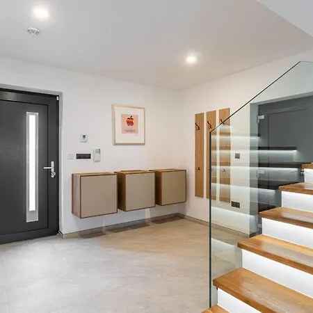 Escape The Ordinary *